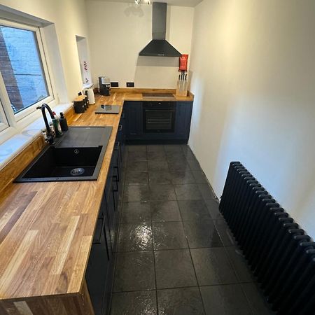Mill Hill Guest House Каус Екстер'єр фото
