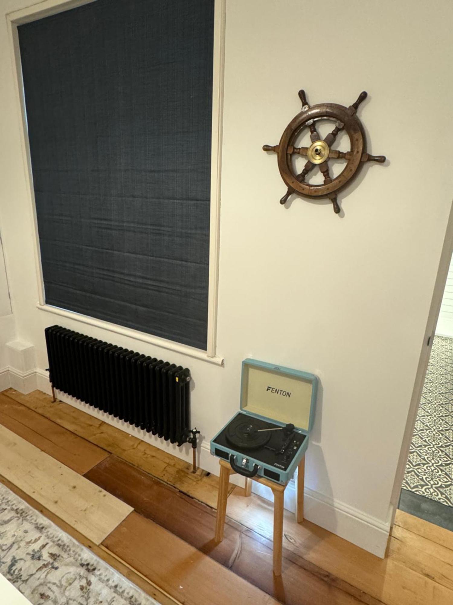 Mill Hill Guest House Каус Екстер'єр фото