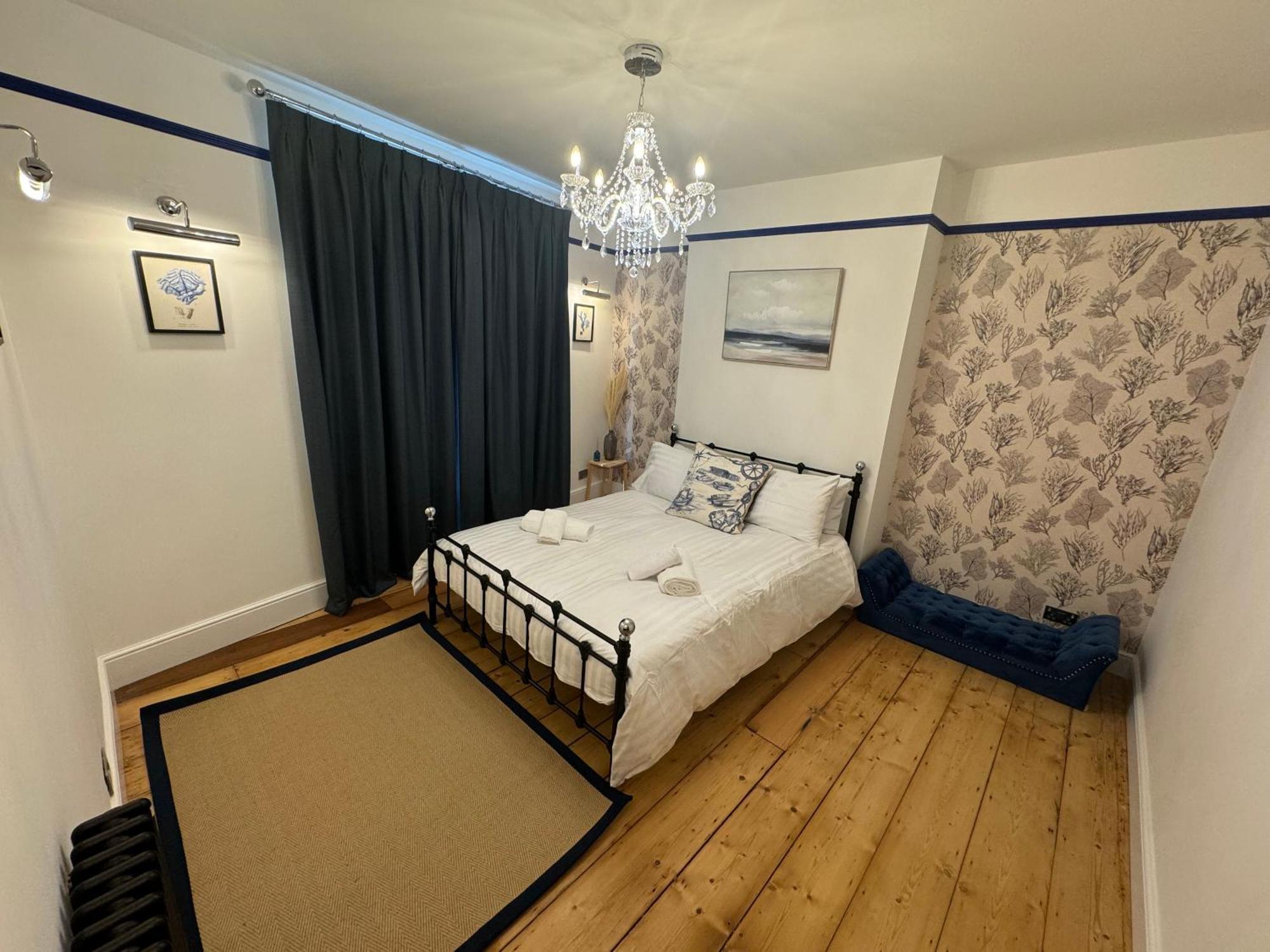 Mill Hill Guest House Каус Екстер'єр фото